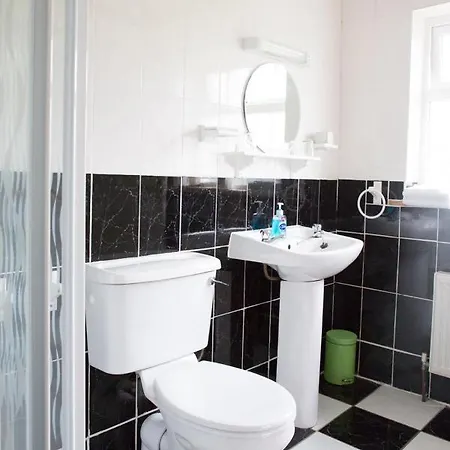 Shannon Breeze Self - Catering *
